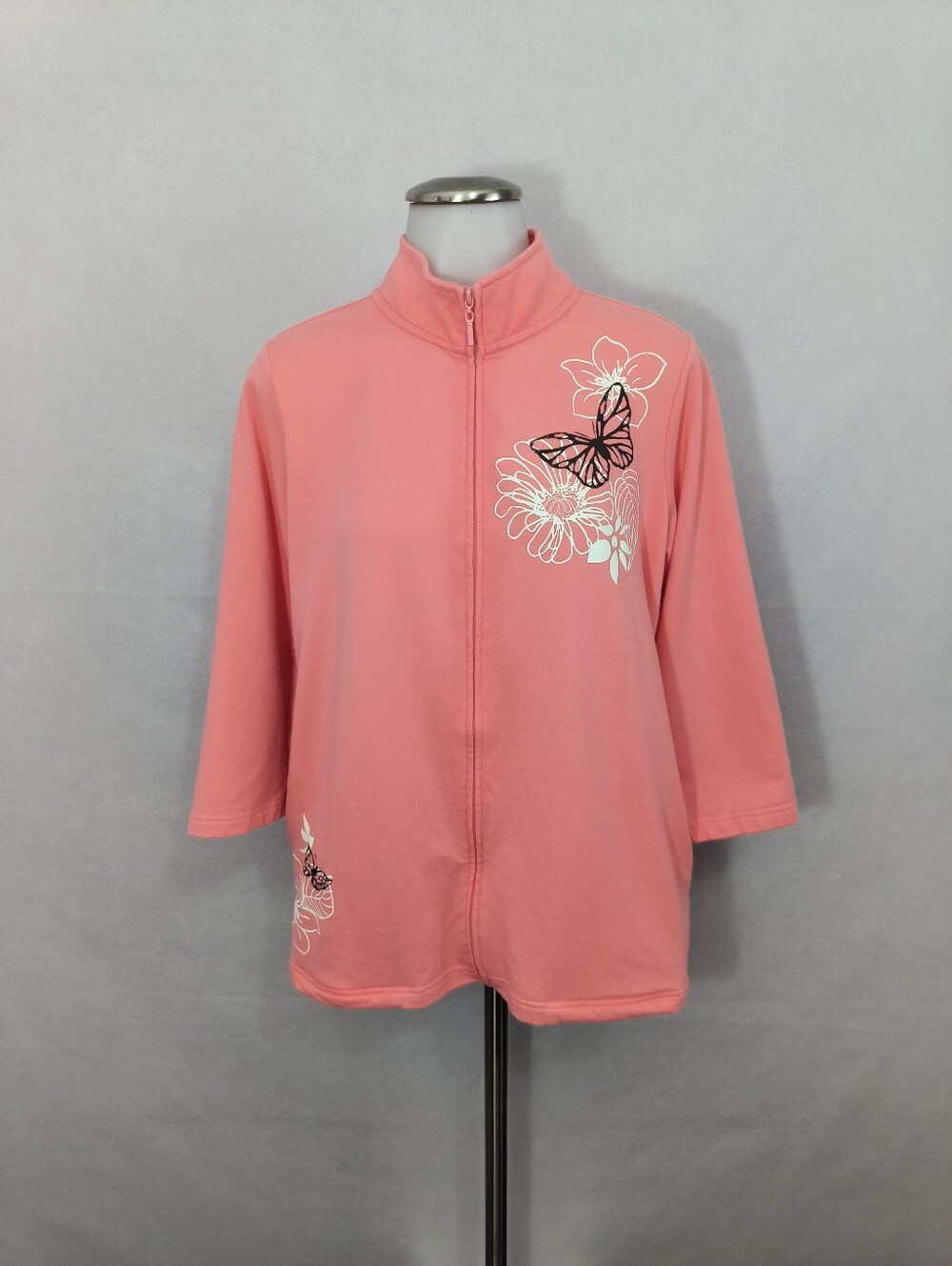 Sports Savy Women's Pink Floral Butterfly Zip Jacket